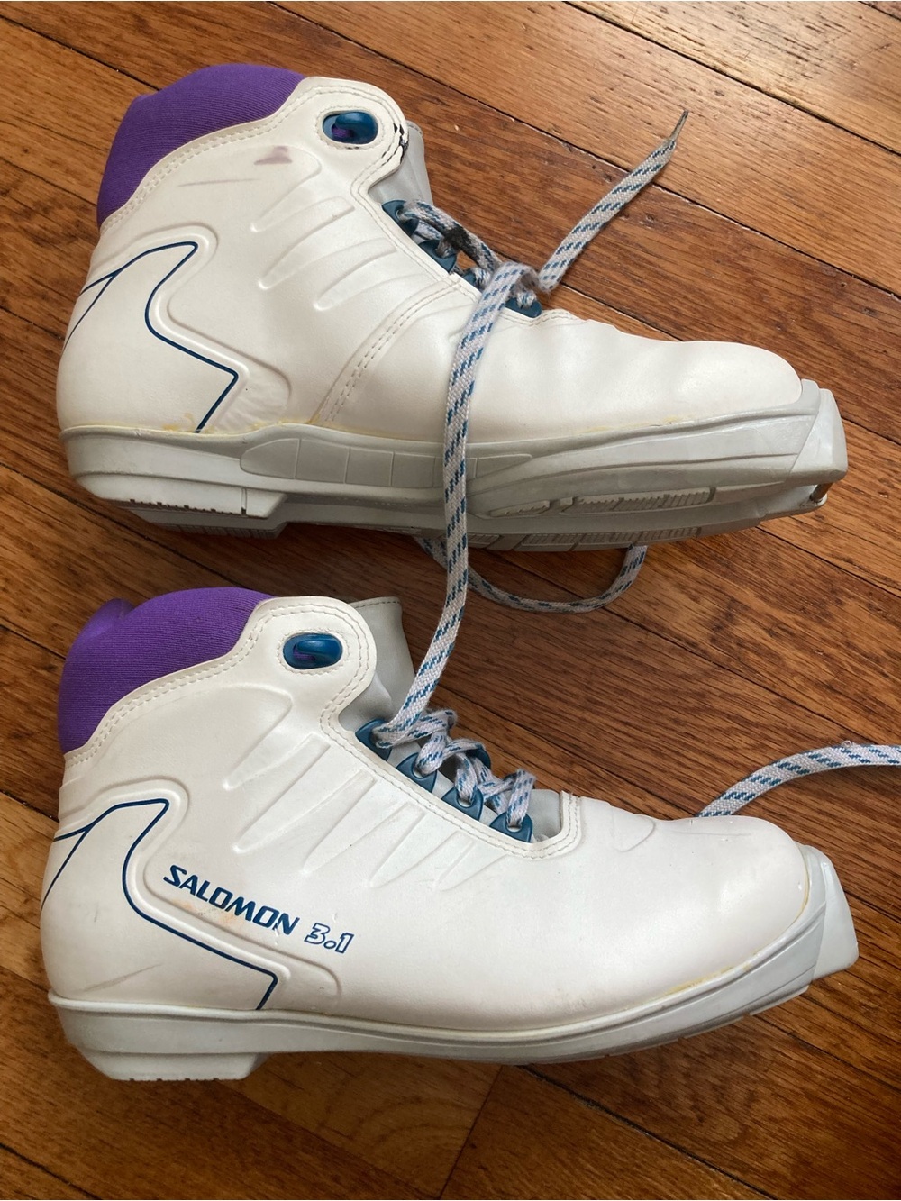 Salomon White and Purple cross country ski boots
